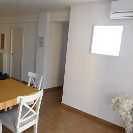 Playamar Beach&pool Seaview, 5 Min From The Appartement Torremolinos